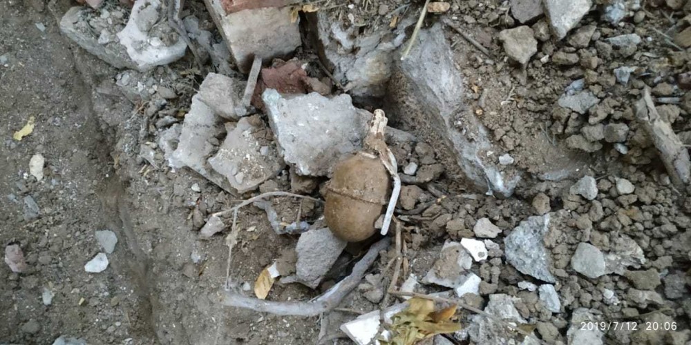 Sabunçuda əl qumbarası aşkarlandı - FOTO