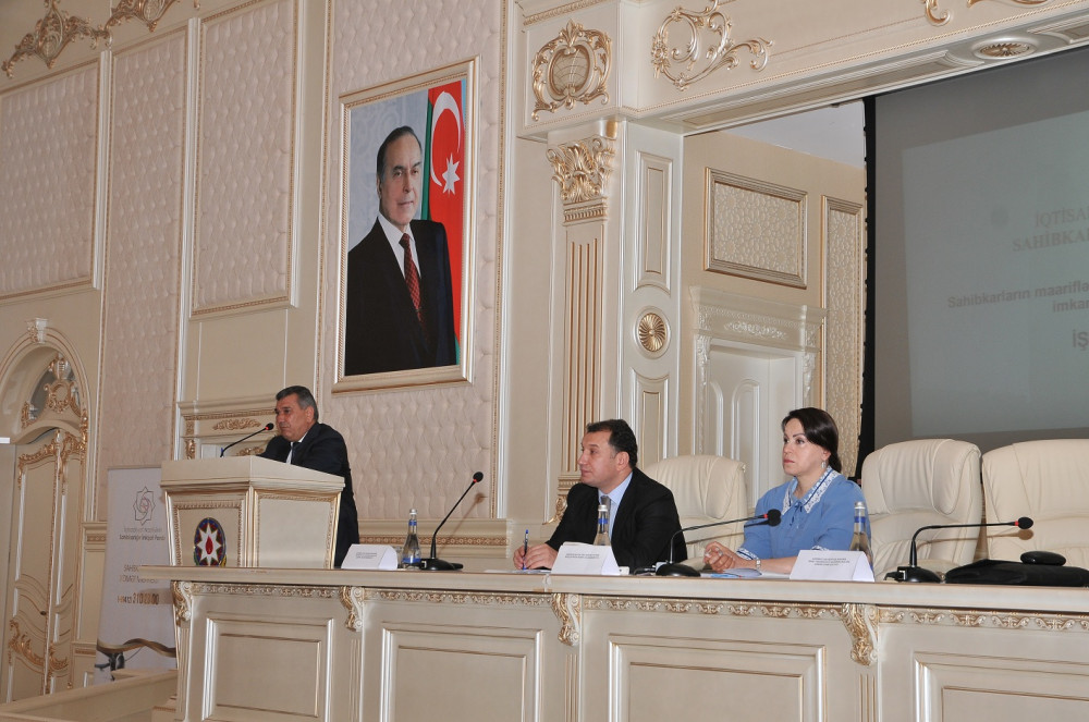 Abşeronda sahibkarlarla görüş keçirildi - FOTO