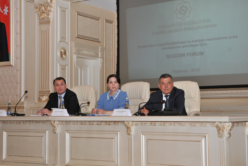 Abşeronda sahibkarlarla görüş keçirildi - FOTO