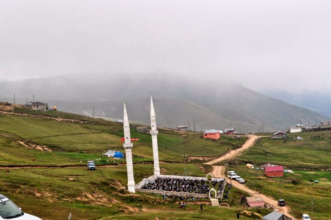 557 ildir bu məscidin tavanı yoxdur - FOTO