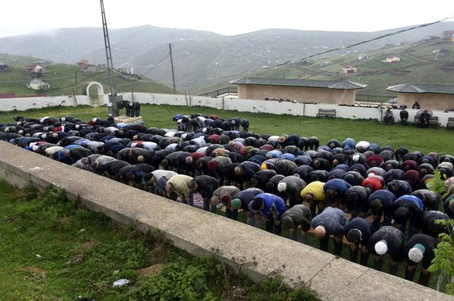 557 ildir bu məscidin tavanı yoxdur - FOTO