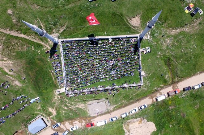 557 ildir bu məscidin tavanı yoxdur - FOTO