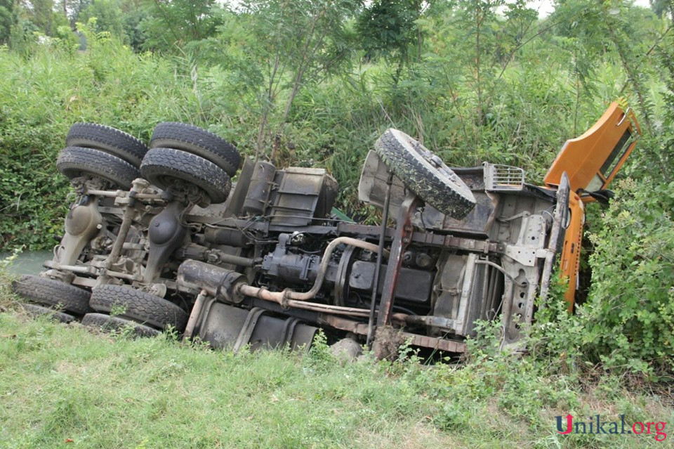 Göyçayda zəncirvari QƏZA: İki “KamAZ” aşdı