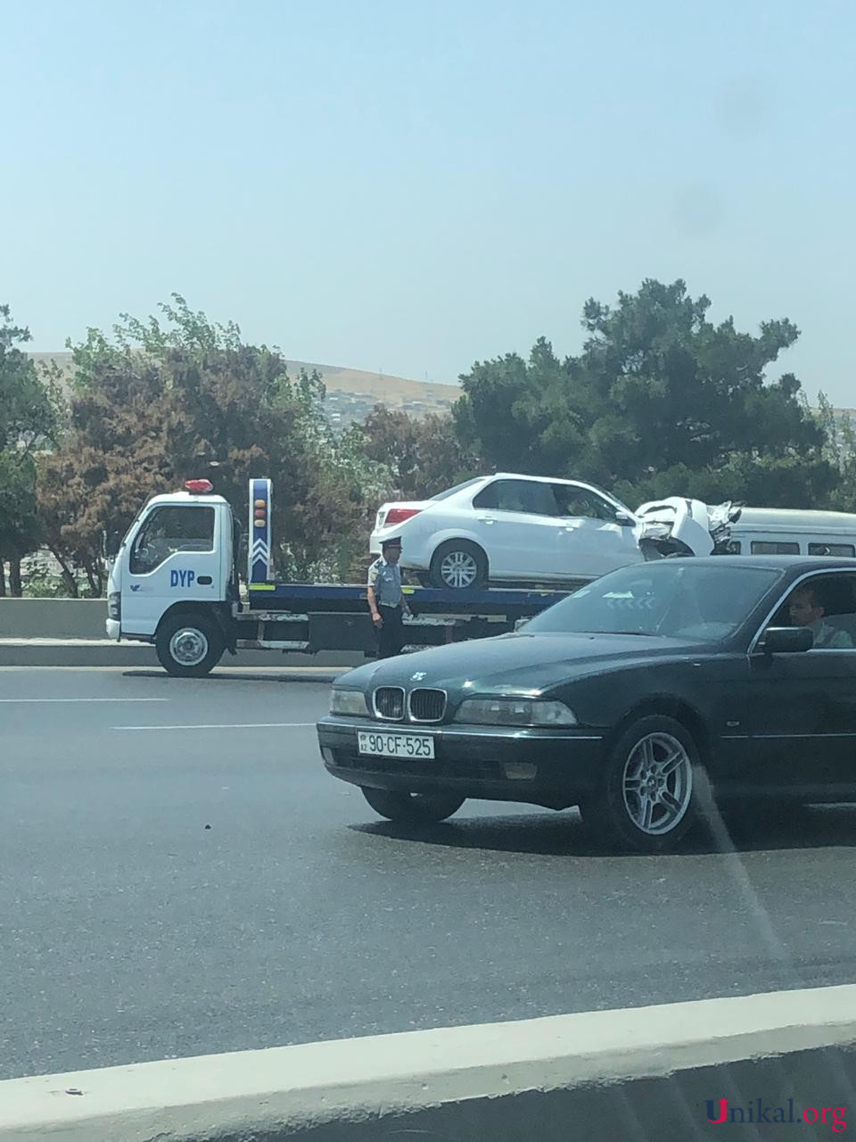 Bakıda qəza - Yaralanan var (FOTO)