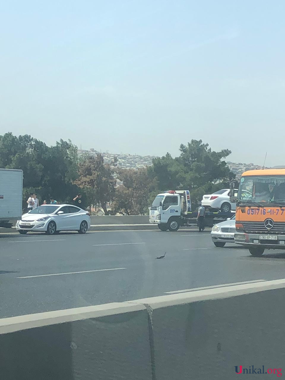 Bakıda qəza - Yaralanan var (FOTO)