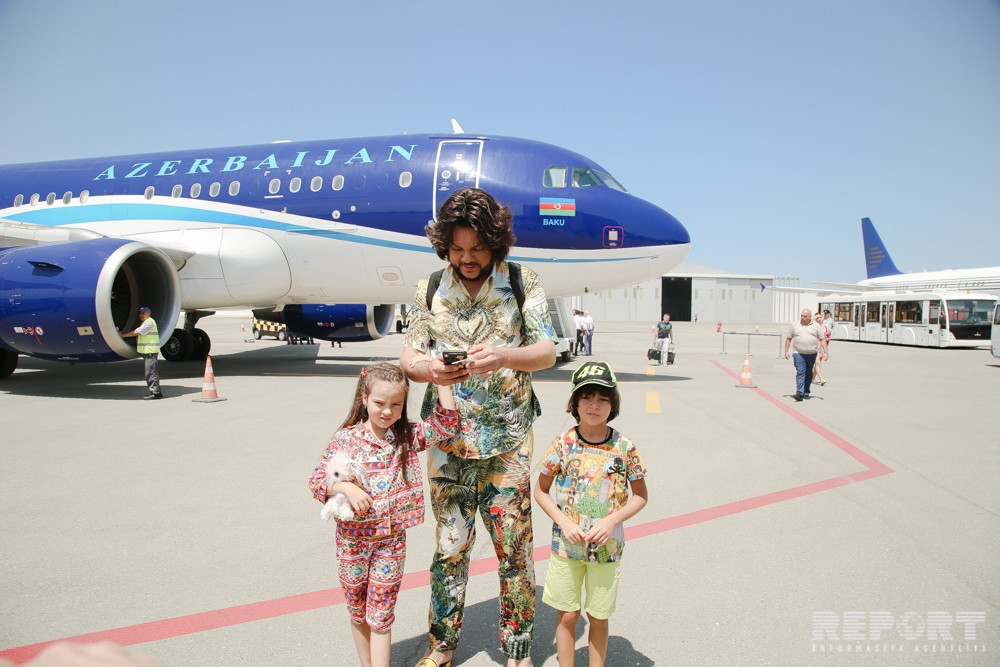 Filip Kirkorov uşaqları ilə birgə Bakıda - FOTOLAR