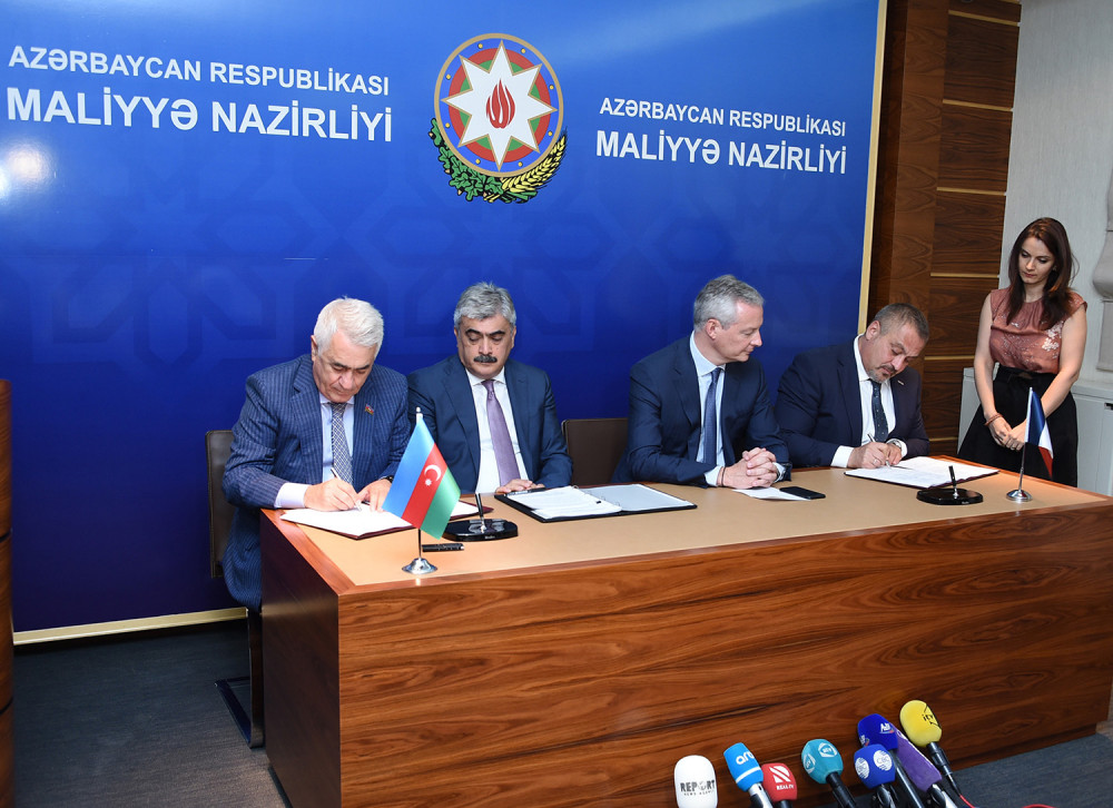 Nazir Fransalı həmkarını qəbul etdi - Sənədlər imzalandı