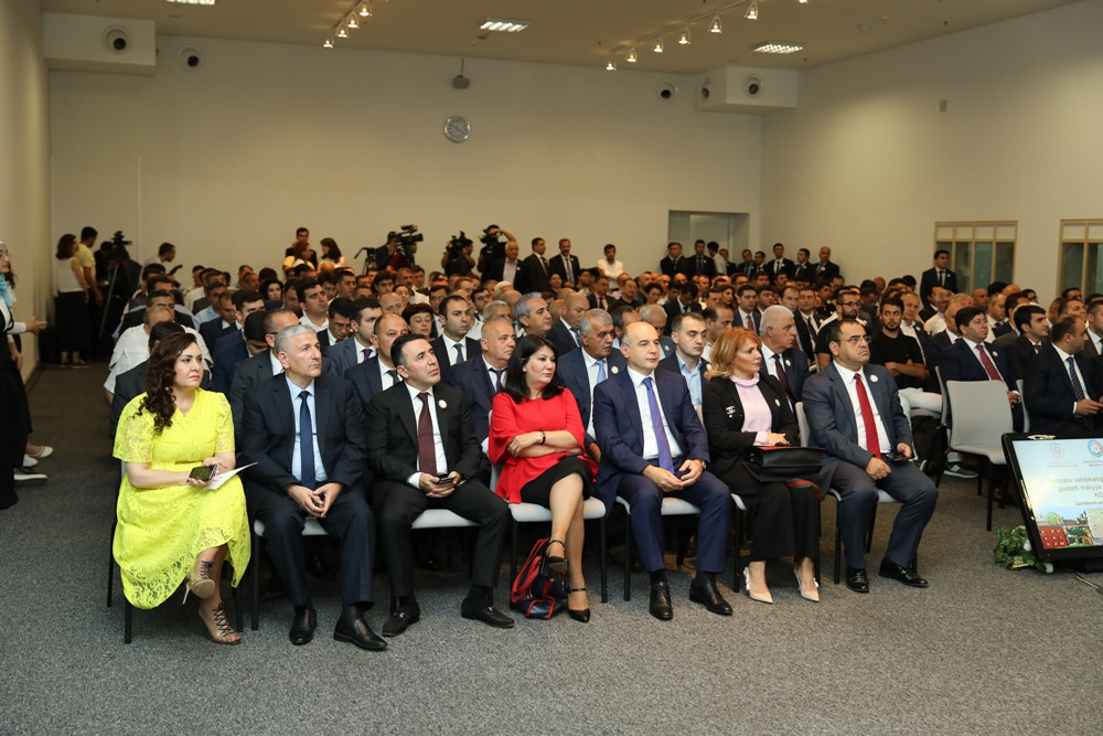 “İnnovativ sahibkarlığın inkişafında dövlətin güzəştli maliyyə dəstəyi” - FOTOLAR