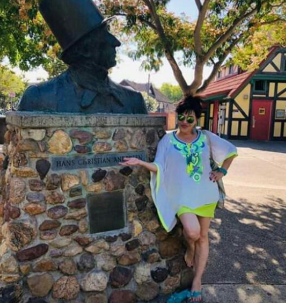 "Bəxt üzüyü"nün illərə meydan oxuyan 64 yaşlı Sedasından FOTOLAR