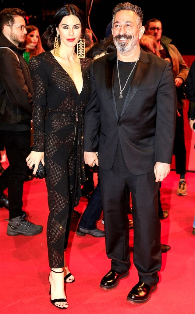 Cem Yılmaz və Defne Samyeli  ayrıldı - VİDEO