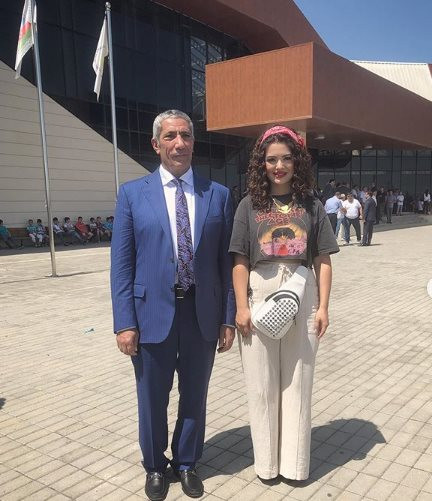 Afaq Aslanla yanaşı, onlarda Siyavuş Novruzovla şəkil çəkdirdilər - FOTOLAR