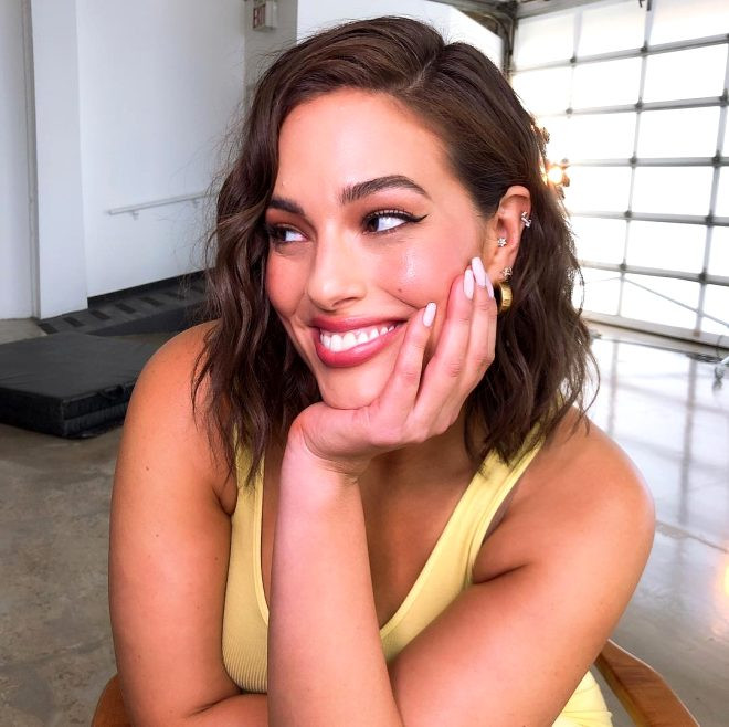 ''Şəhərin yarısıyla yatdım'' deyən model hamilə qaldı - FOTOLAR