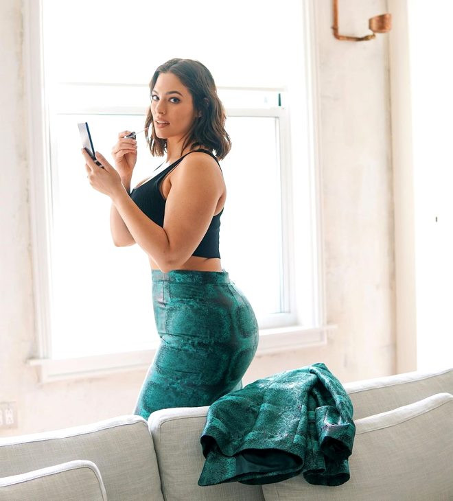 ''Şəhərin yarısıyla yatdım'' deyən model hamilə qaldı - FOTOLAR