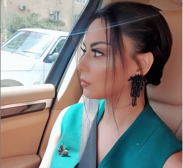 “Bəzən beyninlə ürəyinin arasında qalırsan" - Vüsalə Əlizadə