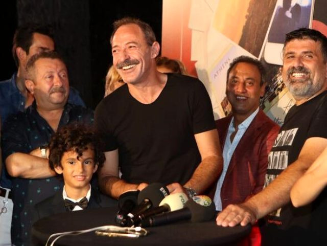 Azərbaycanlı aktrisa türkiyəli məşhuru əsəbləşdirdi - VİDEO