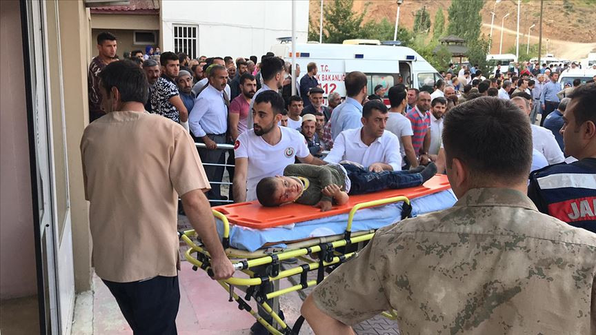 Mikroavtobus qəzaya düşdü: 10 ölü, 8 yaralı var (FOTOLAR)