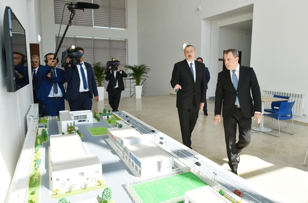 Ceyhun Bayramov prezidentə məlumat verdi - - FOTO