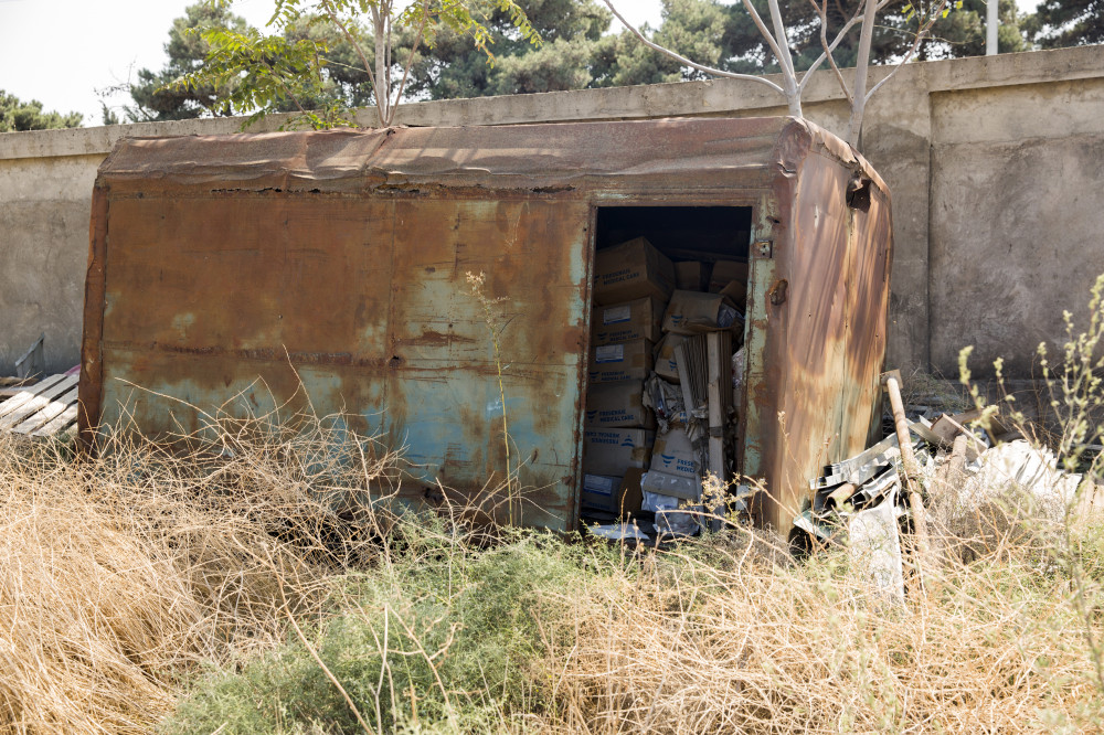 Bakıda anbardan 2 milyonluq dərman götürüldü - gizli yolla gətirilib (FOTOLAR)