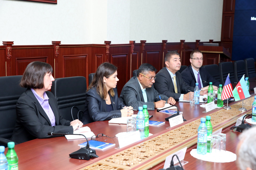 ABŞ nümayəndə heyəti Gömrük Komitəsində - FOTO