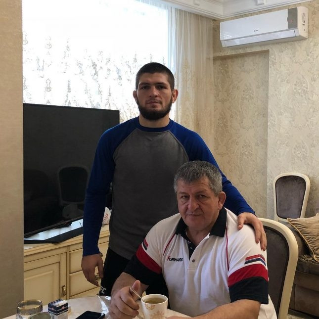 Nurmaqomedovun Dağıstandakı evinin görüntüləri yayıldı - FOTO