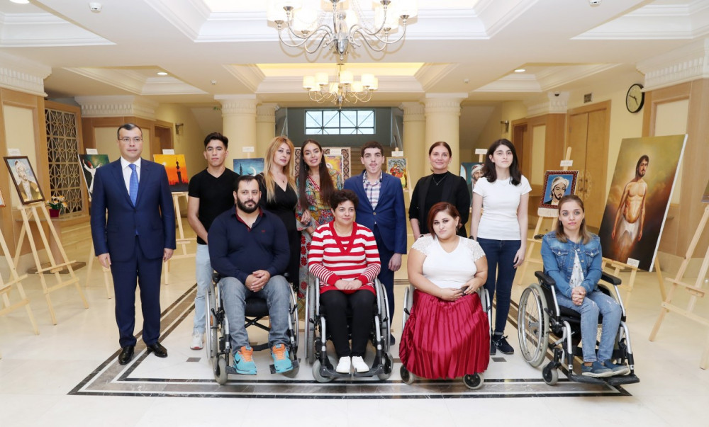 Leyla Əliyeva “Nəsimi” antreprizasının təqdimatında - FOTOLAR