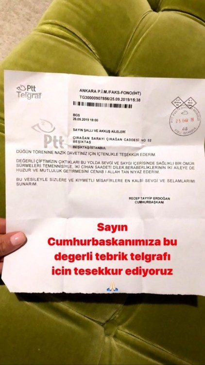 Ərdoğan məşhur modelə təbrik məktubu göndərdi 