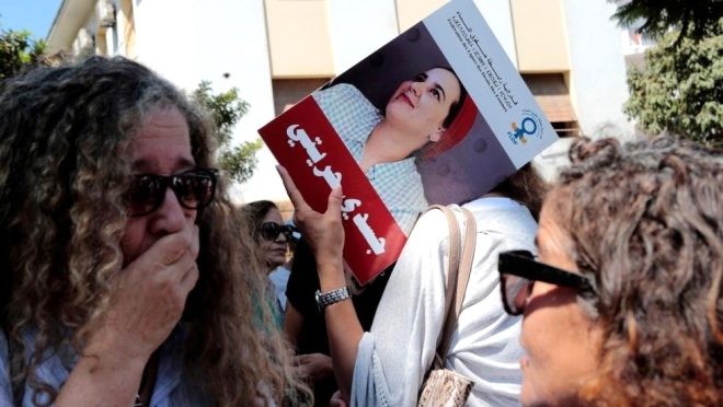 Jurnalist həbs olundu -  Evlənmədən cinsi münasibətdə olduğu üçün (FOTOLAR)