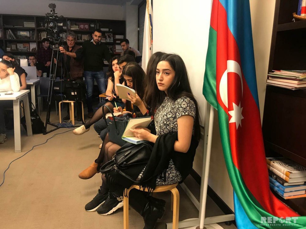 Leyla Əliyevanın təşəbbüsü ilə Moskvada dərslərə start verildi - Foto