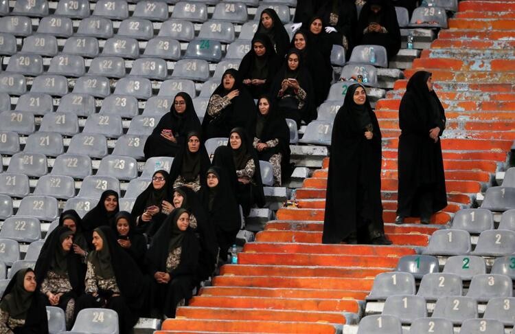 40 il sonra iranlı qadınlar - FOTOLAR