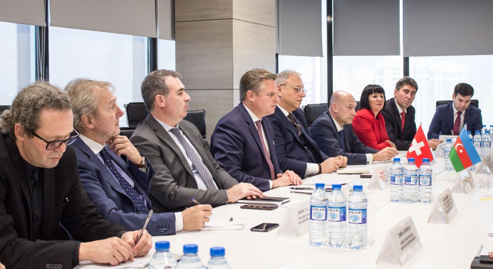 Pərviz Şahbazov isveçrəli iş adamlarını qəbul edib - FOTO