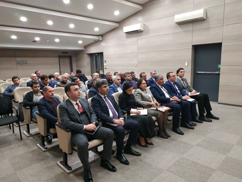 AQTA-da balıqçılıqla məşğul olan sahibkarlarla görüş keçirilib 