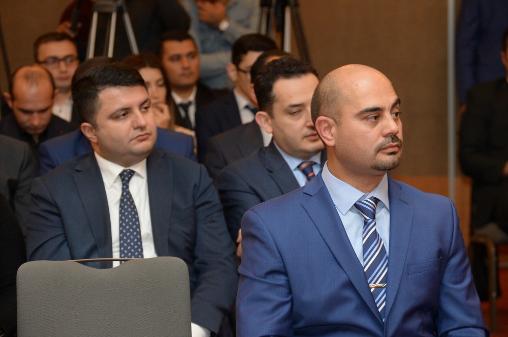 Ramin Quluzadə seminarda çıxış etdi - FOTO