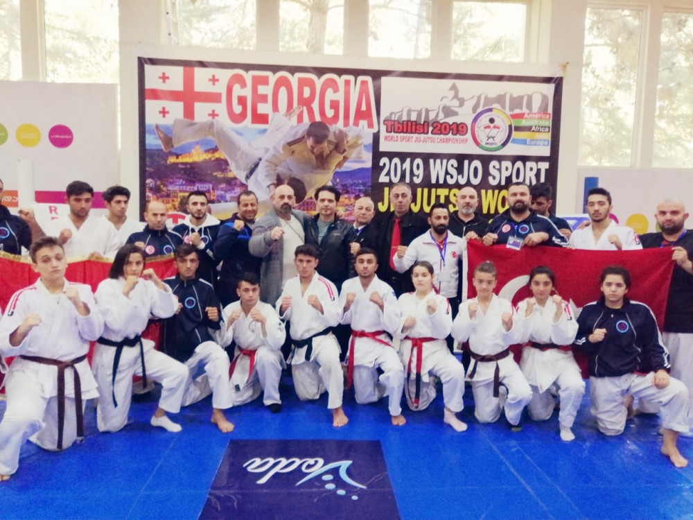 İdmançılarımız 8 qızıl, 8 gümüş və 3 bürünc medal qazandı (FOTO)