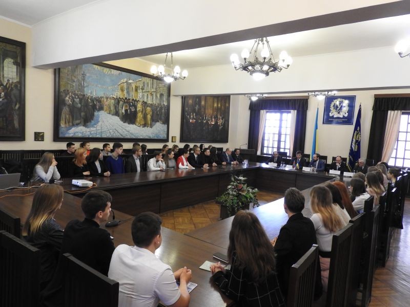 Səfir tələbələrə Qarabağın tarixi haqqında məlumat verdi — FOTOLAR