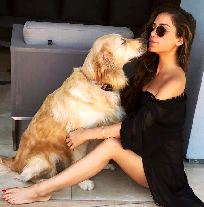 Türkan Şorayın qızı gözəlliyi ilə hər kəsi heyran etdi - FOTO