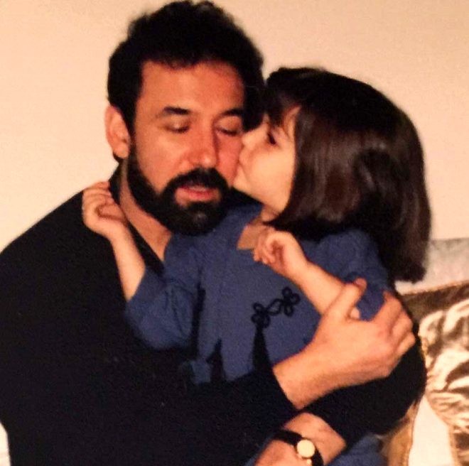 Türkan Şorayın qızı gözəlliyi ilə hər kəsi heyran etdi - FOTO