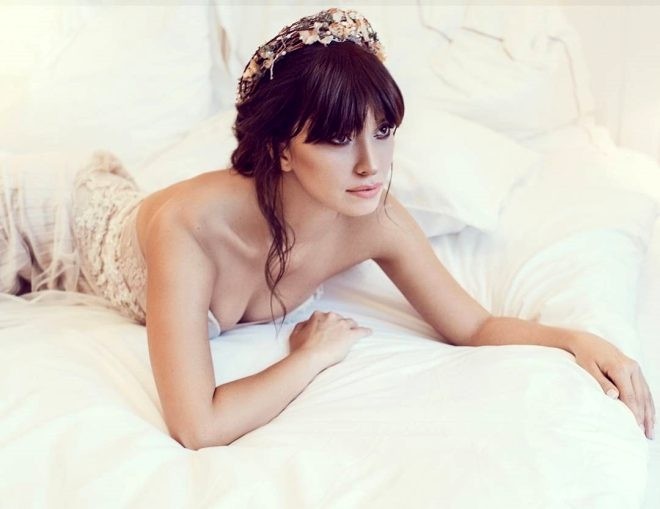 "Ayşe Hatun"un yataq pozu gündəm oldu - FOTO