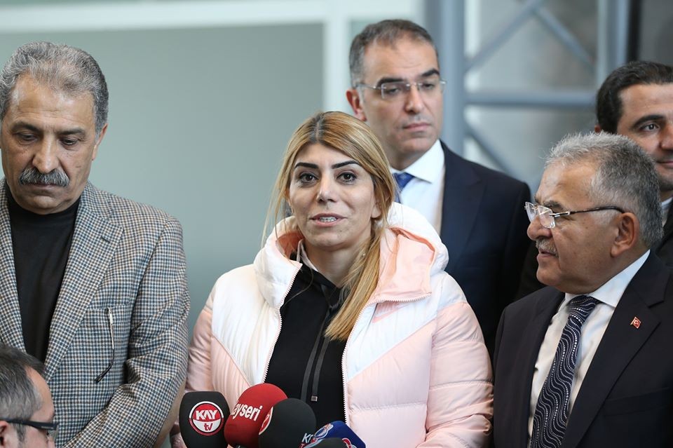 Türkiyə Super Liqasında ilk qadın prezident - FOTO