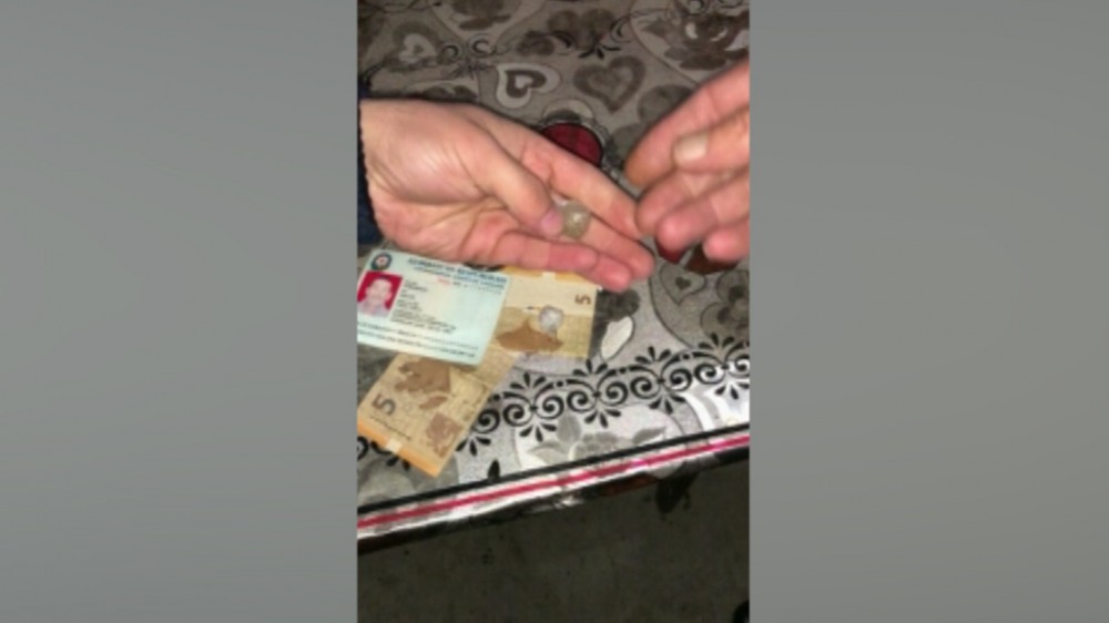 Narkotik alveri edən şəbəkənin üzvləri tutuldu - FOTO