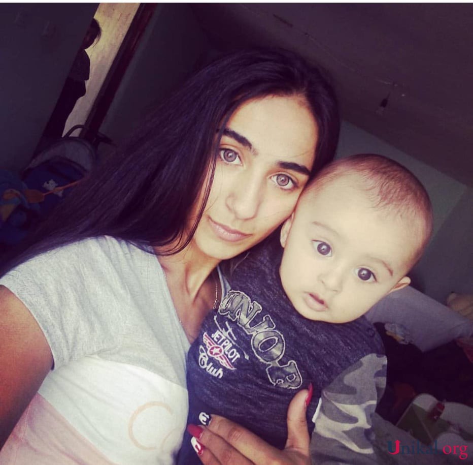 Azərbaycanda qısqanc qardaş bacısının başını kəsdi - Foto-YENİLƏNİB