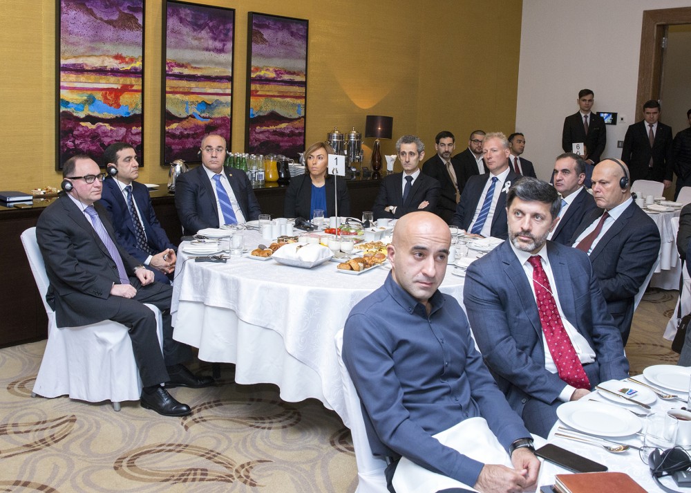 Səfər Mehdiyev avropalı diplomatlarla görüşdü - FOTO