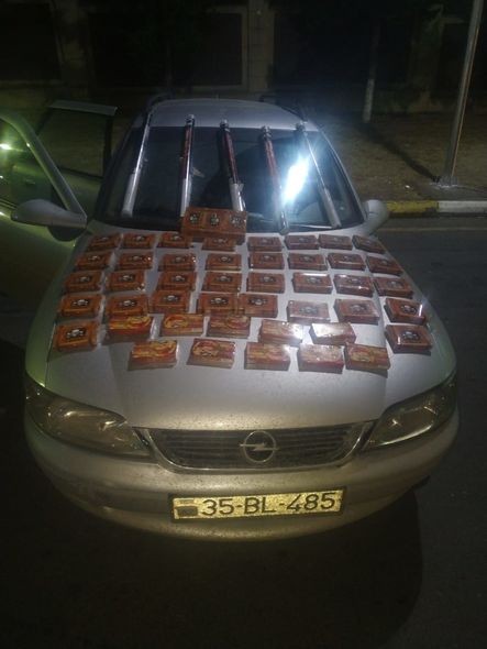 Sərhəddə külli miqdarda pirotexniki vasitə saxlanıldı - FOTO