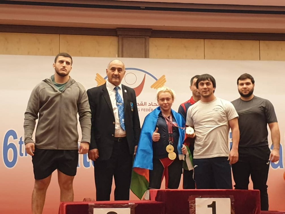 Vahid Nəzərov Qətərə "komissar" kimi getdi (FOTO