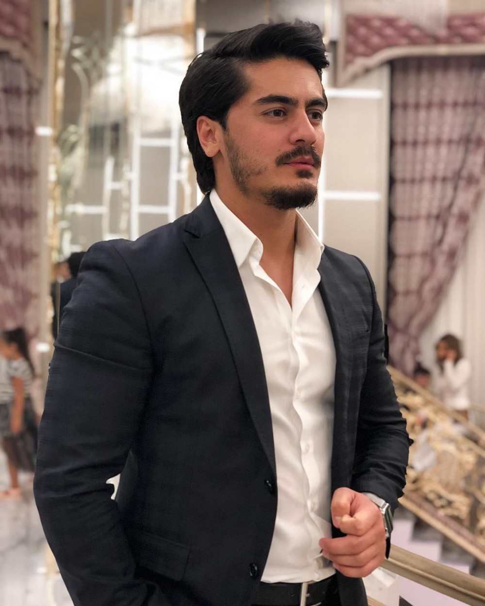 Aynişan müəllimi ilə nişanlanıb - FOTOLAR