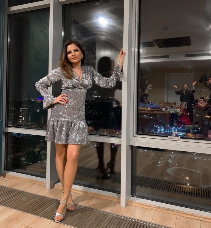 Aynişanın nişanlısı ilə yeni FOTOLARI