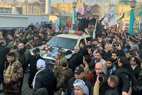 Süleymaninin cənazəsi Amerika istehsalı olan maşında aparıldı - Foto