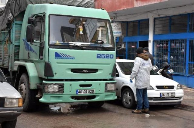 Yolu keçərkən arvadının öldüyünü öyrəndi - Fotolar