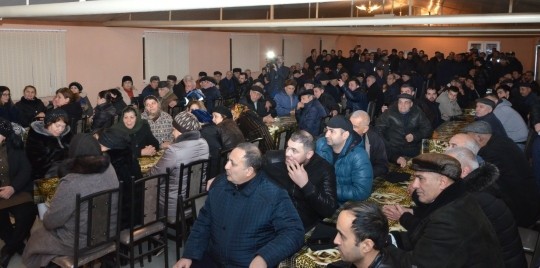 İqbal Ağazadə Mehmandarov küçəsinin sakinləri ilə görüşdü - FOTOLAR