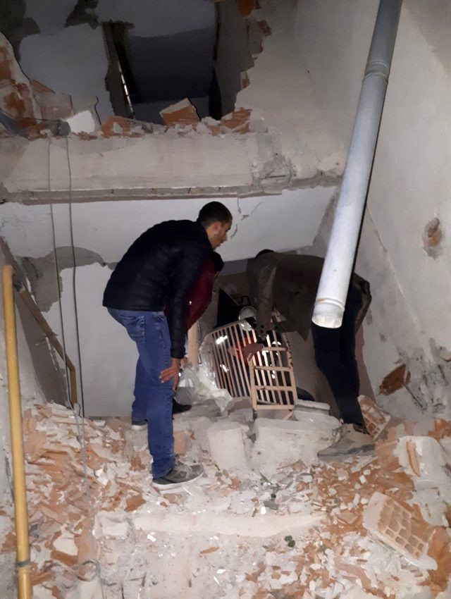 Türkiyədə güclü zəlzələdən sonrakı görüntülər - FOTOLAR