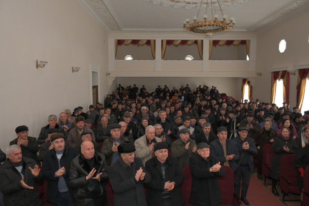 Zeyqəm Hüseynov Xaçmazda seçicilərlə izdihamlı görüş keçirdi - FOTOLAR